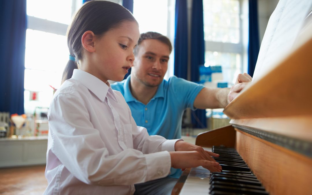 5 Piano Teaching Mistakes That Make You Look Like a Rookie
